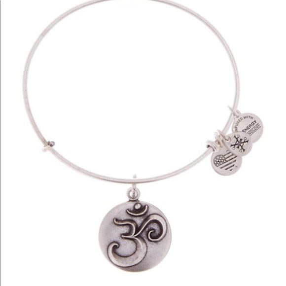 Alex and Ani Jewelry - 💙🌟Alex & Ani OM III Expandable bracelet NWOT